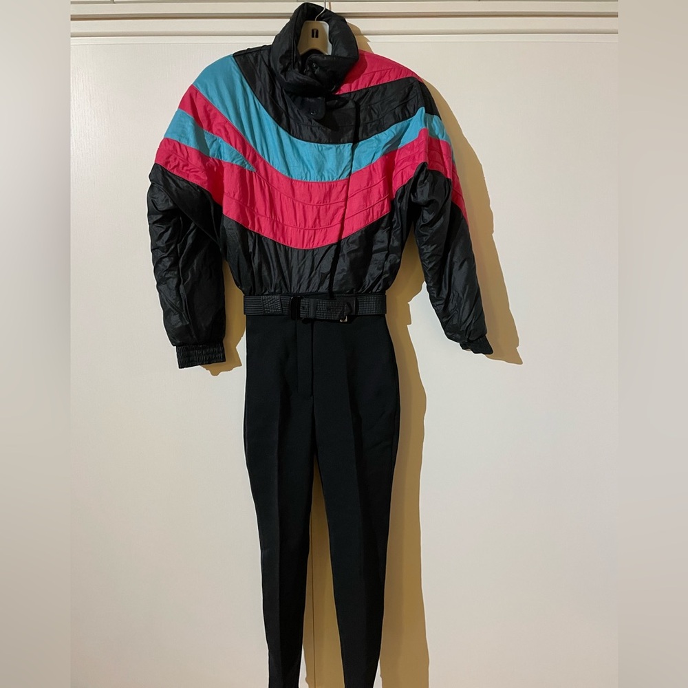 Woman’s vintage Roffe Ski Suit, Sz. 6